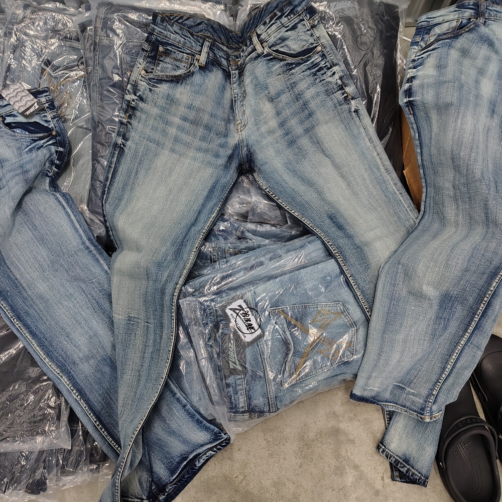 Classic Light Blue Men's Straight Jeans